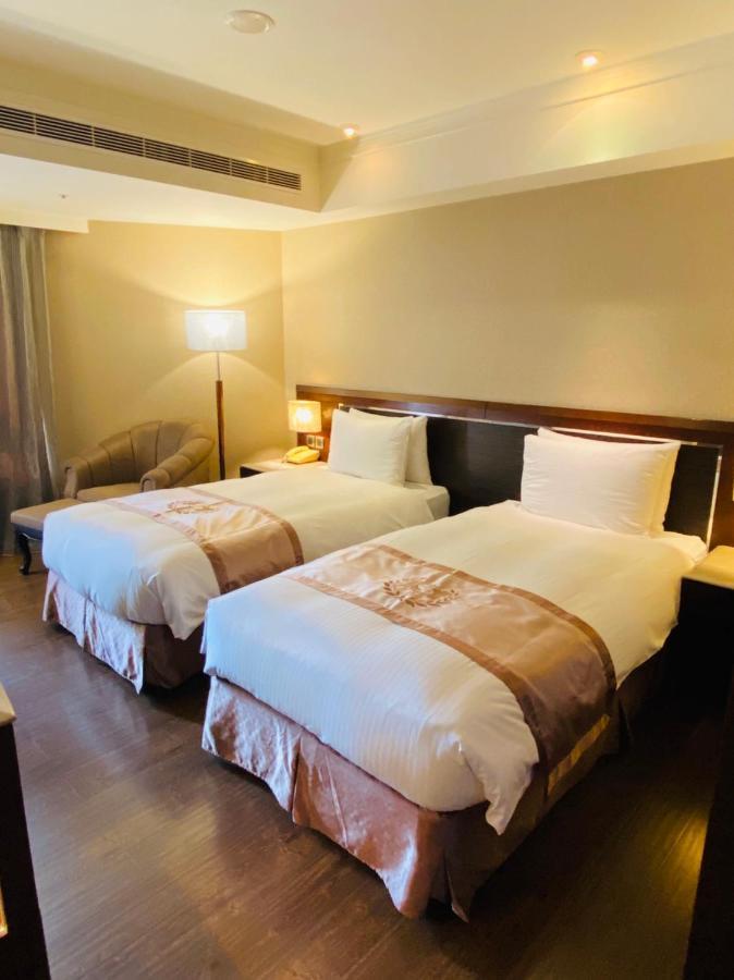 Taichung Charming City Hotel Екстер'єр фото