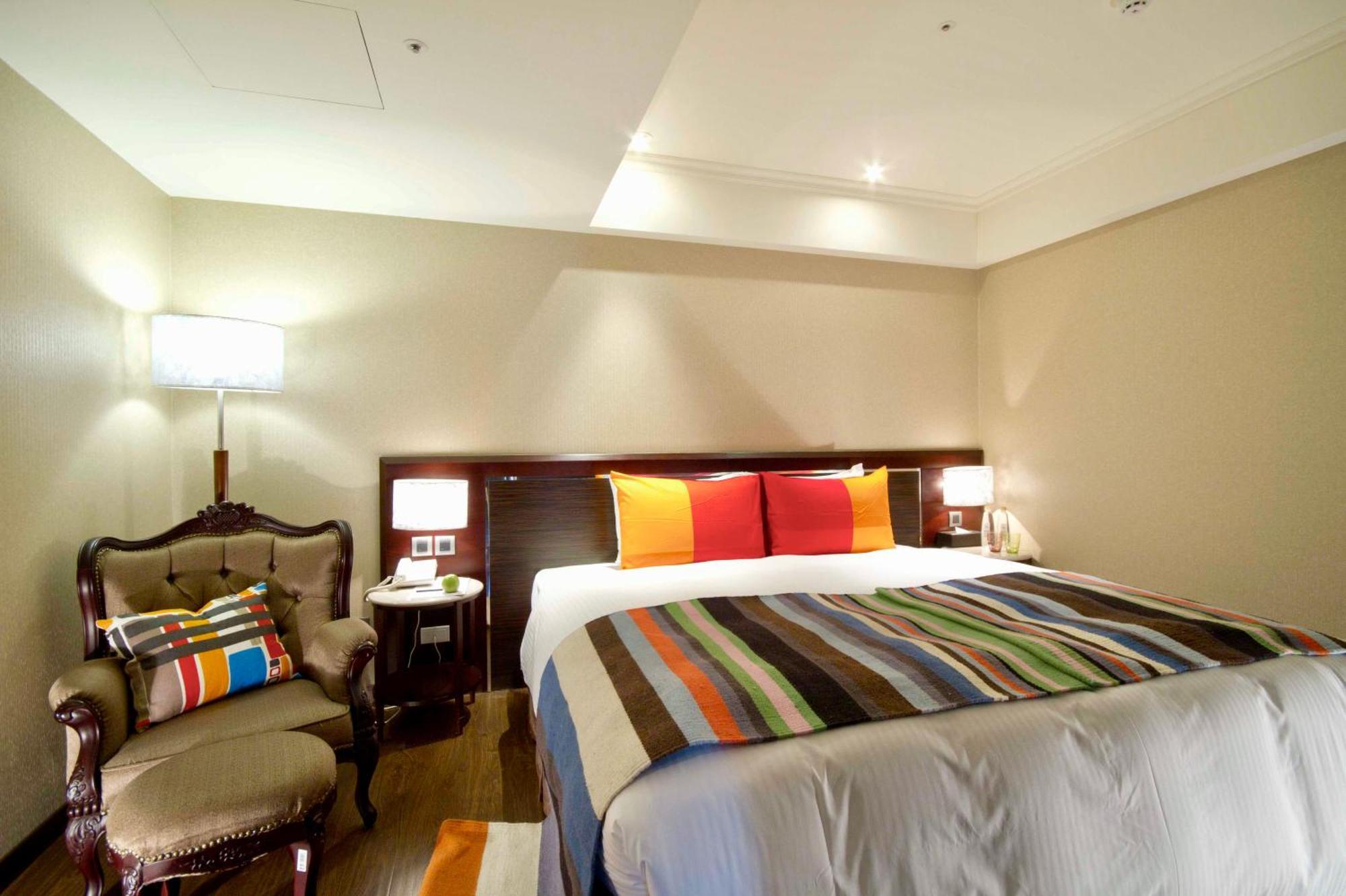 Taichung Charming City Hotel Екстер'єр фото