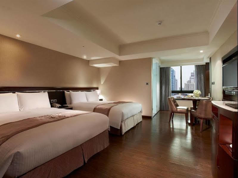 Taichung Charming City Hotel Екстер'єр фото