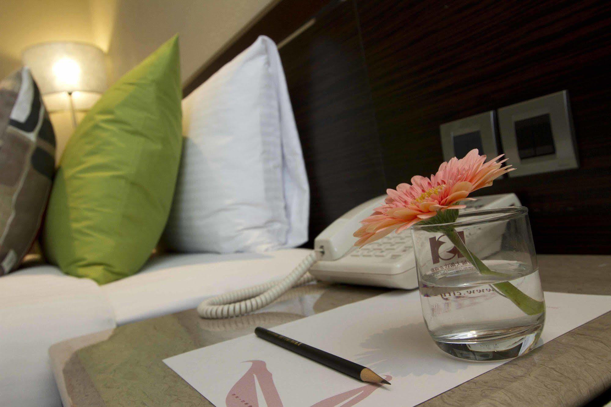 Taichung Charming City Hotel Екстер'єр фото