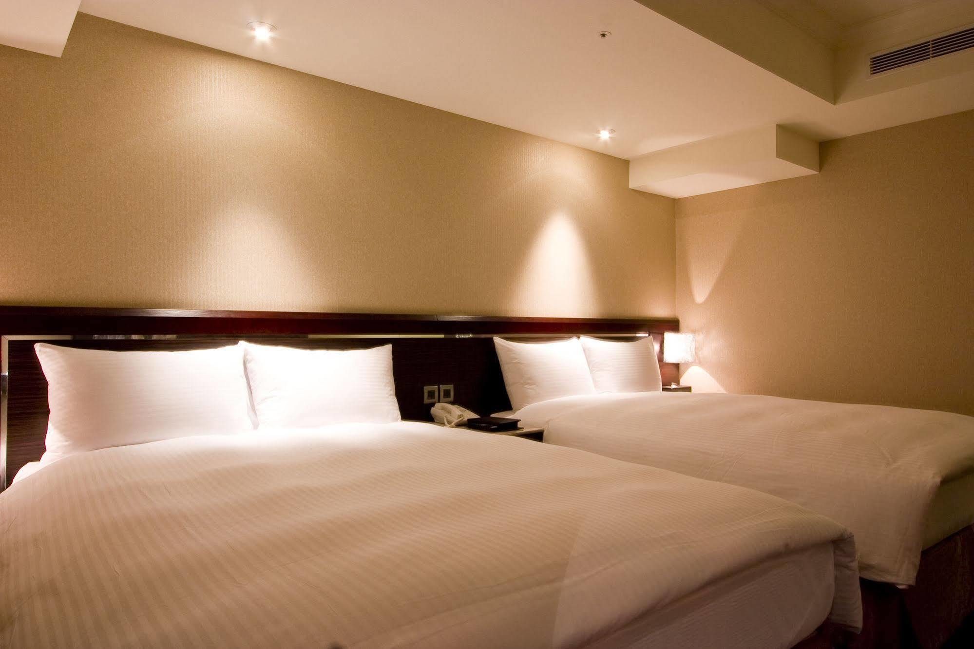Taichung Charming City Hotel Екстер'єр фото