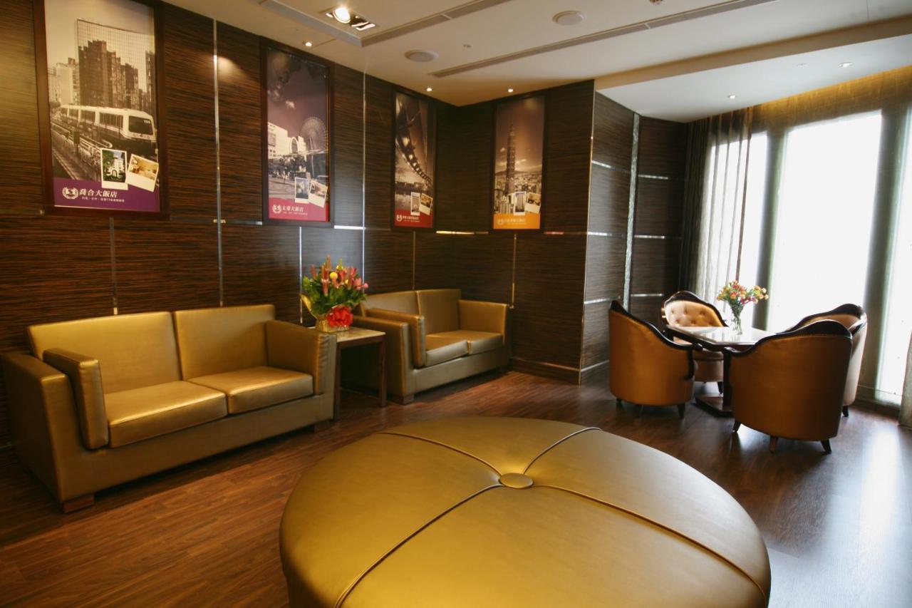 Taichung Charming City Hotel Екстер'єр фото